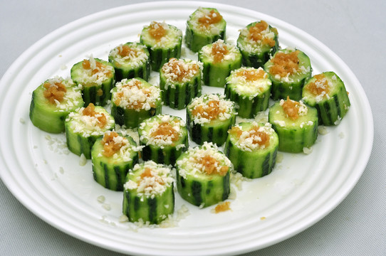 金银蒜蒸胜瓜