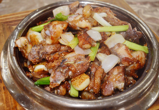 鸡煲