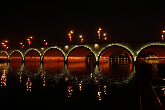 西安曲江池夜景