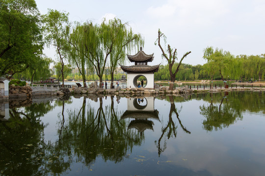 北京陶然亭公园吹台