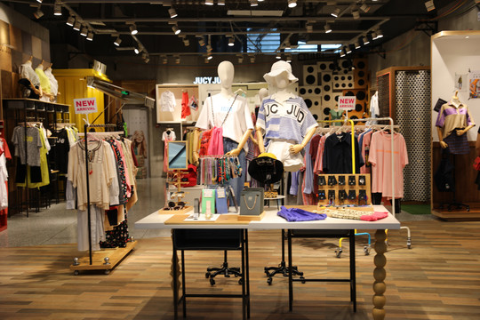 服装专卖店