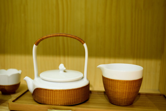 茶壶茶碗