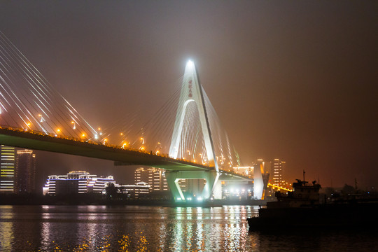 海南海口世纪大桥夜景