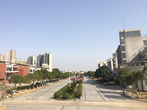 江汉大学试验师范学院