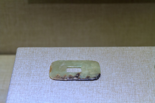 内蒙古博物院长方形玉璧