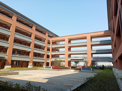 运河中学