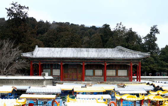 颐和园建筑雪景