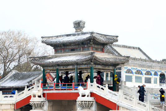 颐和园建筑雪景