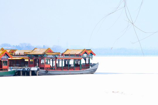 昆明湖雪景