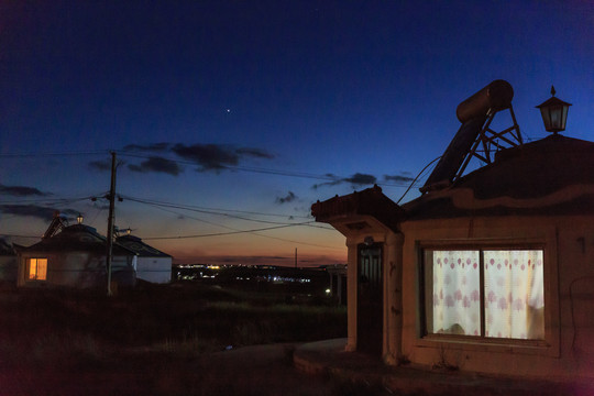 内蒙古希拉穆仁草原之夜