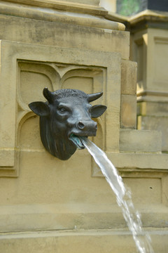 欧洲喷泉兽首雕塑牛首