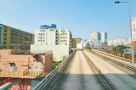 双层巴士往外看的香港城市街景