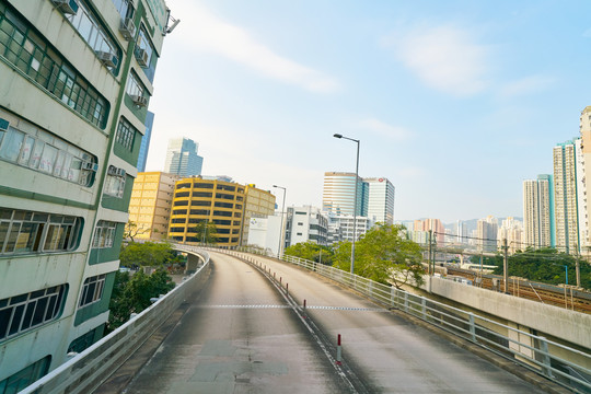 双层巴士往外看的香港城市景观