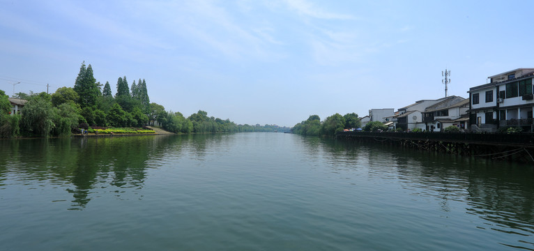 碧水蓝天