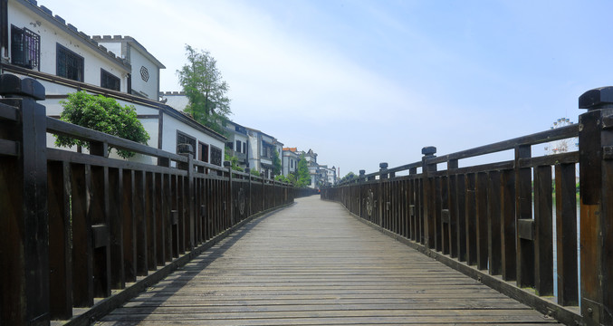木栈桥