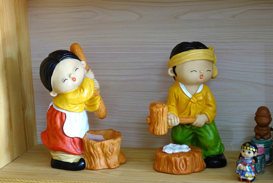 朝鲜族玩偶