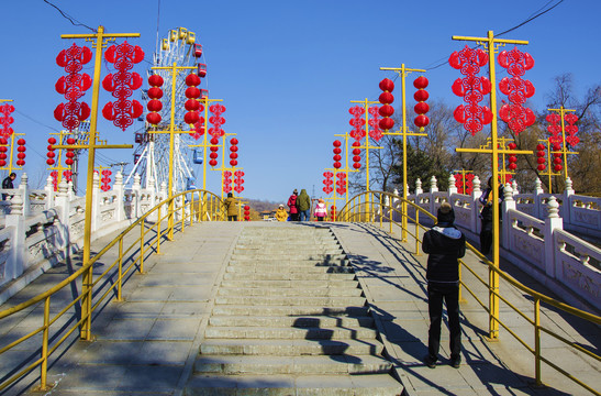 鞍山玉佛寺复拱式三孔石桥桥面