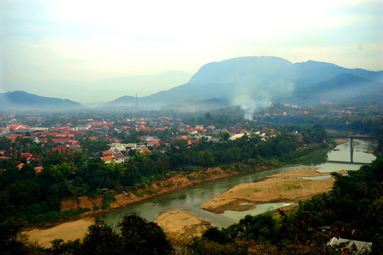 琅勃拉邦市区景