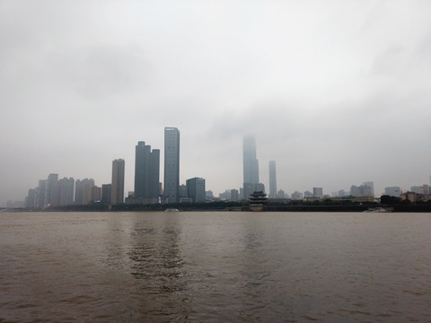 烟雨湘江