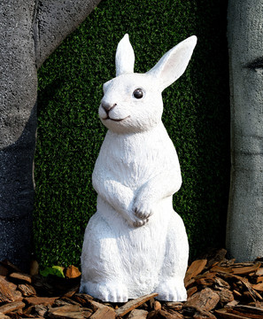 兔雕塑