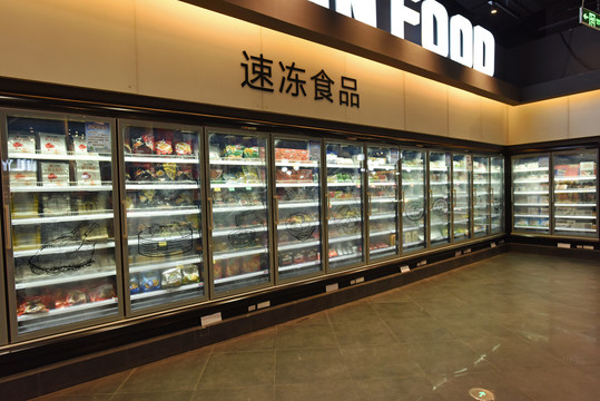 超市内景超市冷柜