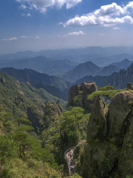 江西三清山山峰群山