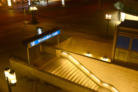 柏林地铁站入口及地铁标识