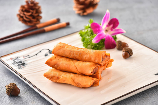 三丝春卷