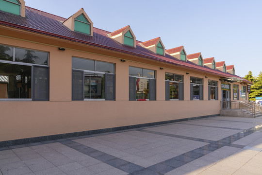 现代建筑铝合金窗
