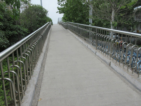 市政天桥铝合金护栏