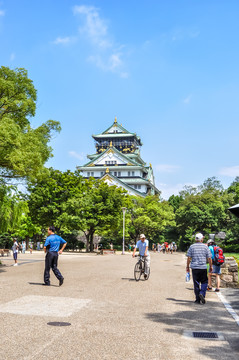 日本大阪城公园城市风光