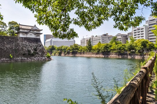 日本大阪城公园城市风光