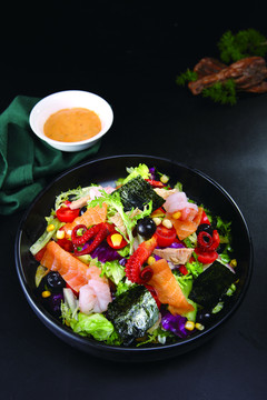 海鲜蔬菜沙拉