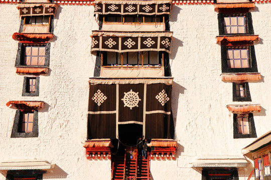 布达拉宫一角建筑特写西藏拉萨