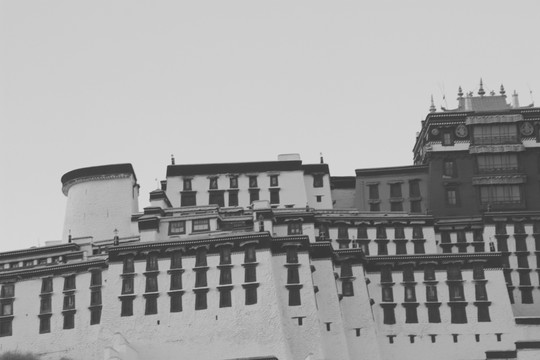 布达拉宫正面建筑房屋西藏拉萨