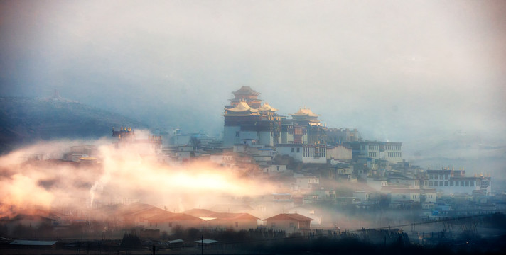 松赞林寺