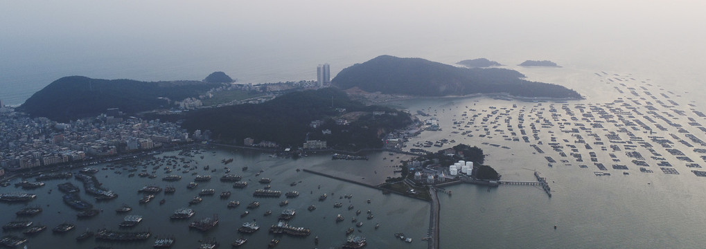 闸坡渔港