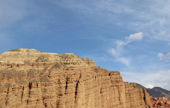 山