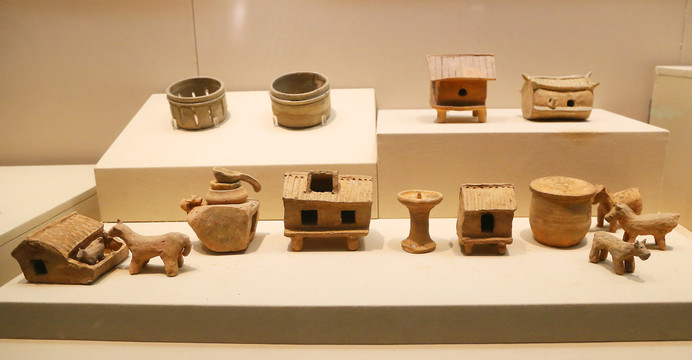 古代陶制手工艺品