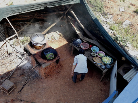 贫困山区厨房