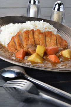 鸡排饭鸭排饭