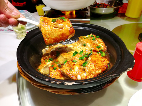 黄金豆腐煲