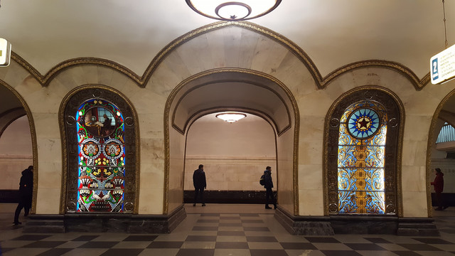莫斯科地铁玻璃彩绘