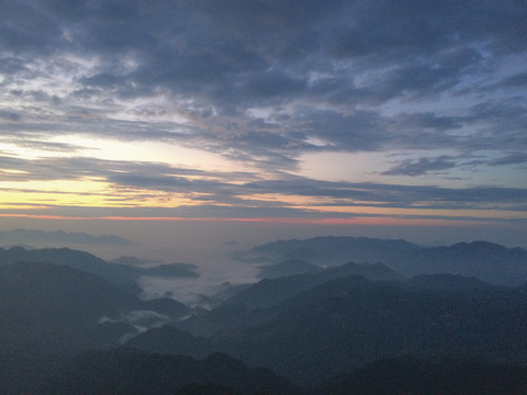 高山日出