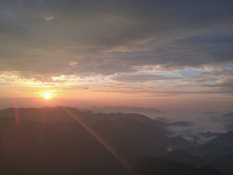 高山日出