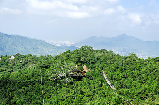三亚亚龙湾热带天堂森林公园