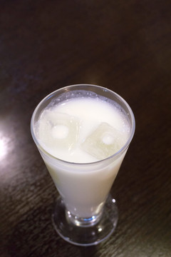 拉西酸奶