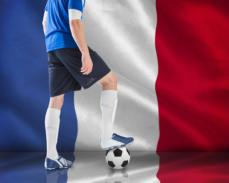 数字生成的法国国旗与足球运动员