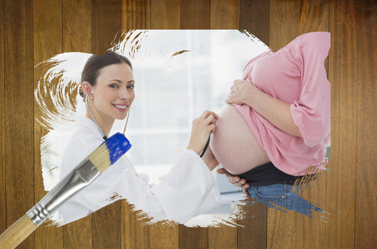 医生检查孕妇健康