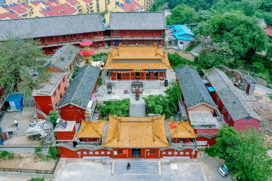 航拍徐州子房山东山寺